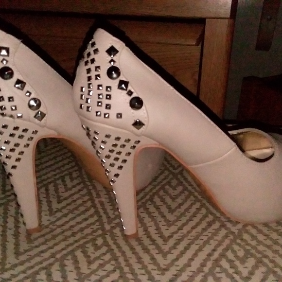 RUE21 Beige Studded High Heels $35 OBO - Picture 8 of 8